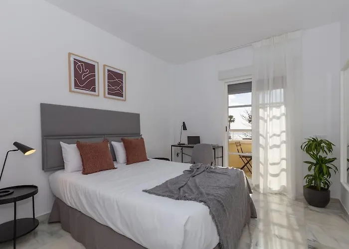 Eden Costa Primera Linea De Mar Apartmán *